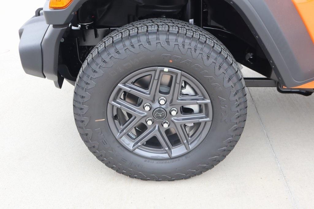 new 2025 Jeep Wrangler car, priced at $39,451