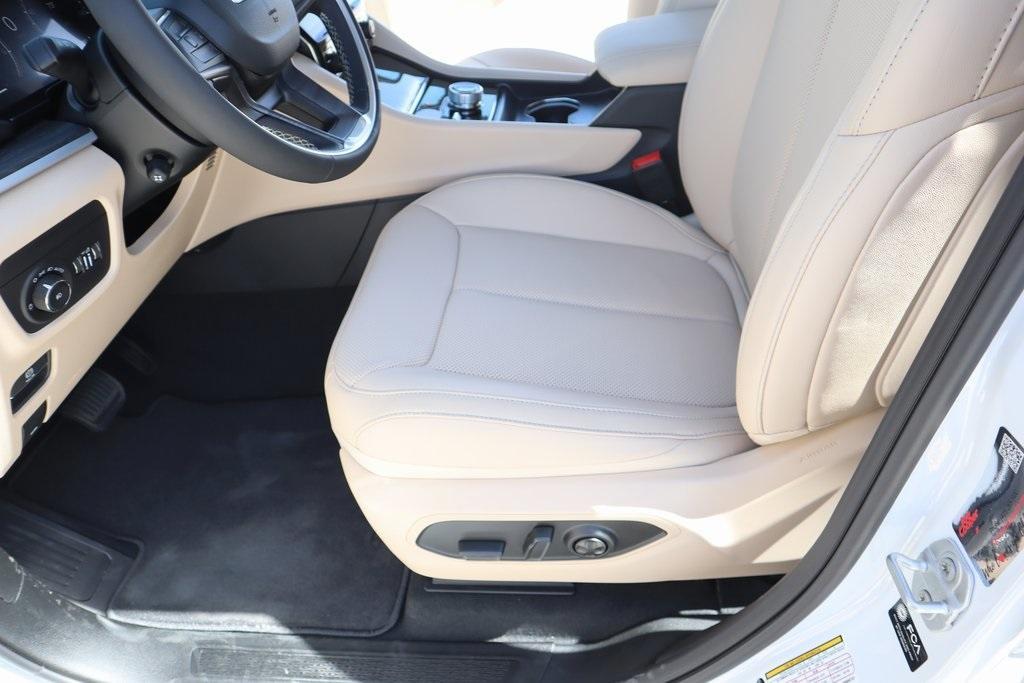 new 2025 Jeep Grand Cherokee L car, priced at $44,612