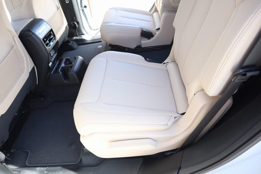 new 2025 Jeep Grand Cherokee L car, priced at $44,612