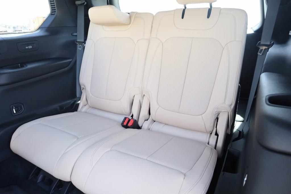 new 2025 Jeep Grand Cherokee L car, priced at $44,612