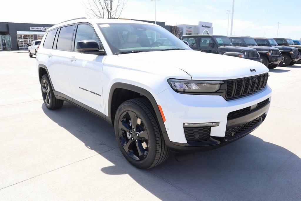 new 2025 Jeep Grand Cherokee L car, priced at $44,612