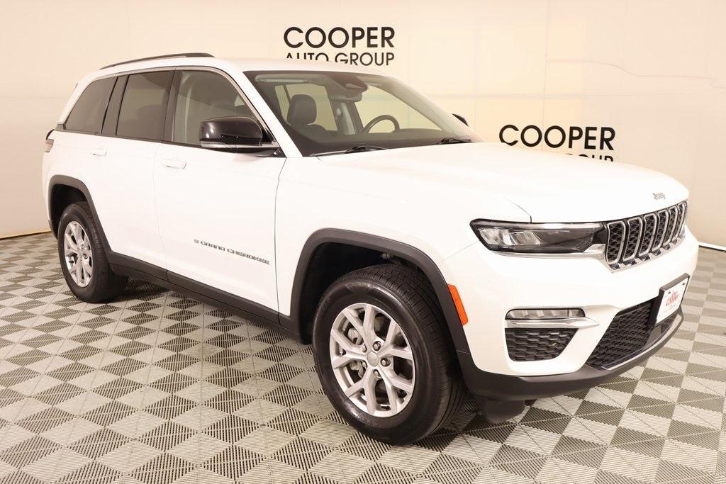 used 2022 Jeep Grand Cherokee car, priced at $27,119