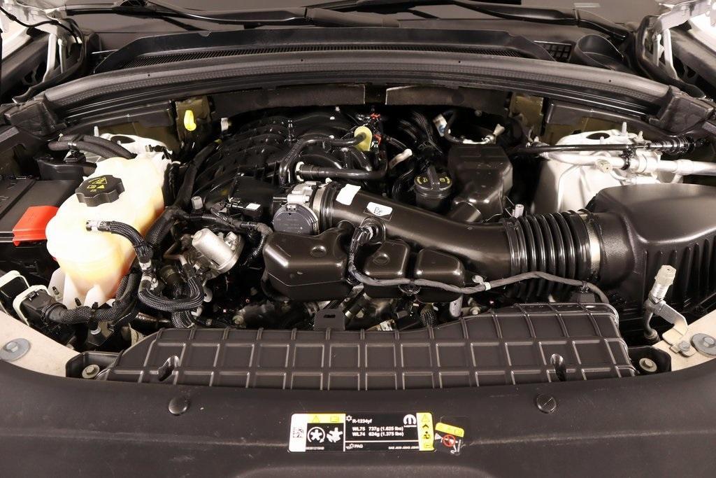 used 2022 Jeep Grand Cherokee car, priced at $27,119