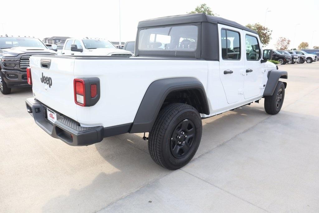 new 2025 Jeep Gladiator car, priced at $35,981