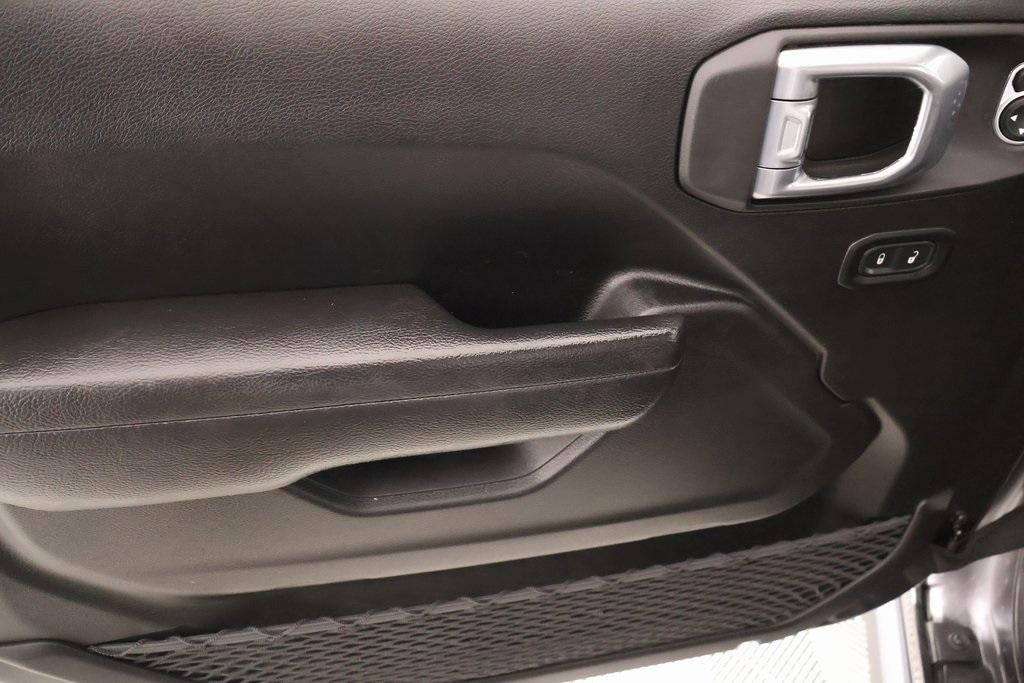 used 2022 Jeep Gladiator car, priced at $37,779