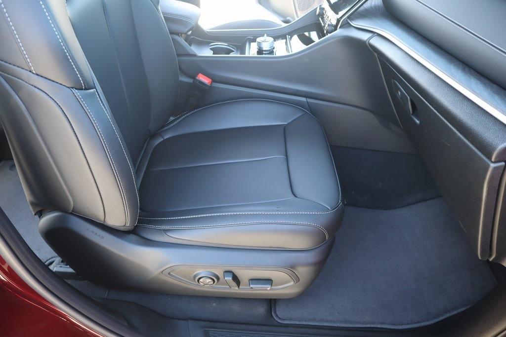 new 2025 Jeep Grand Cherokee L car, priced at $42,723