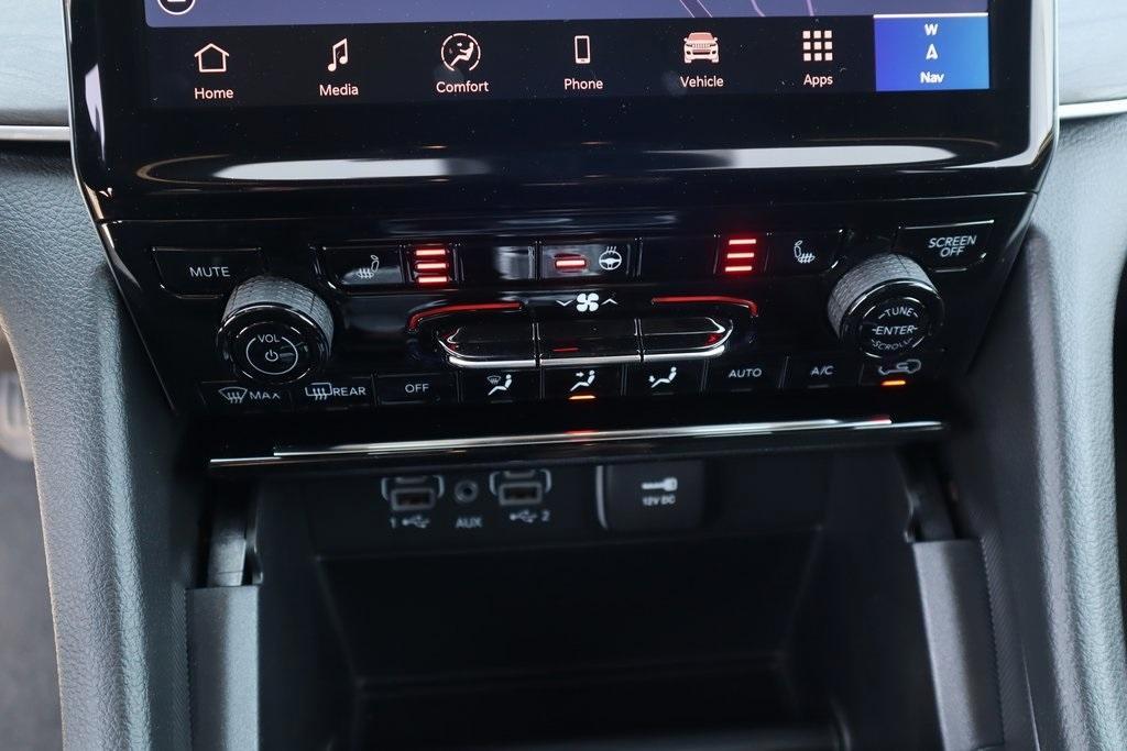 new 2025 Jeep Grand Cherokee L car, priced at $49,548