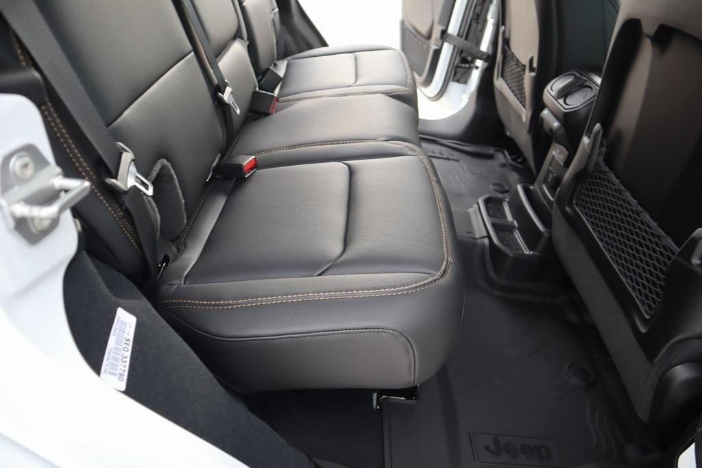 new 2025 Jeep Wrangler car, priced at $42,757