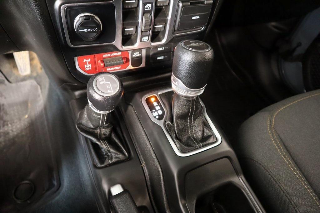 used 2024 Jeep Gladiator car, priced at $35,259