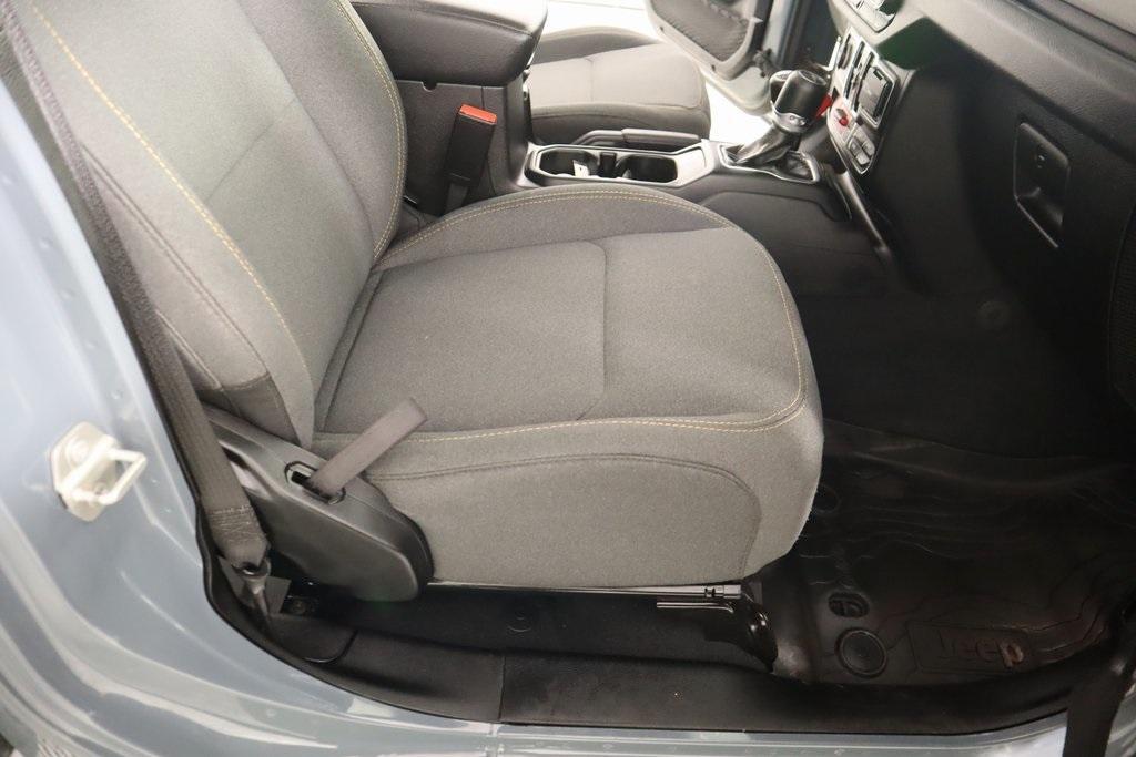 used 2024 Jeep Gladiator car, priced at $35,259