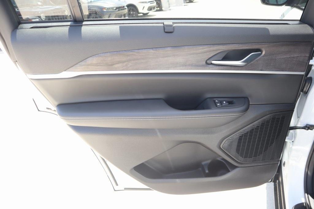 new 2025 Jeep Grand Cherokee L car, priced at $52,048