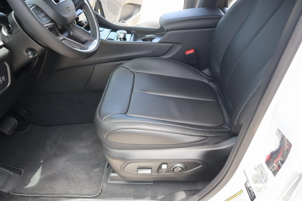new 2025 Jeep Grand Cherokee L car, priced at $52,048