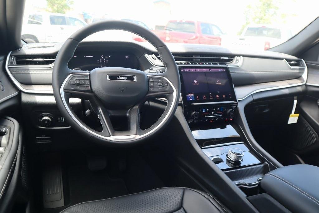 new 2025 Jeep Grand Cherokee L car, priced at $52,048
