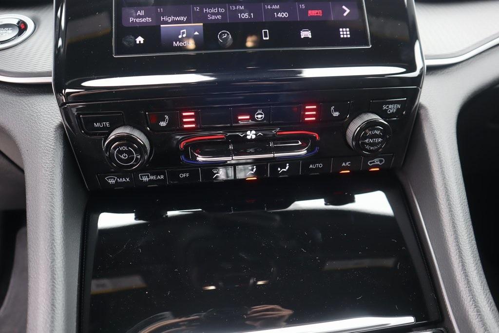 new 2025 Jeep Grand Cherokee L car, priced at $41,671
