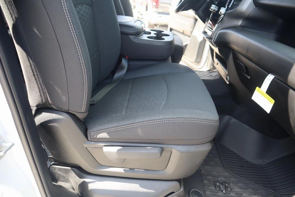 new 2025 Ram 2500 car, priced at $60,710
