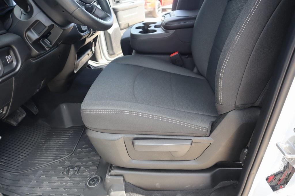 new 2025 Ram 2500 car, priced at $60,710