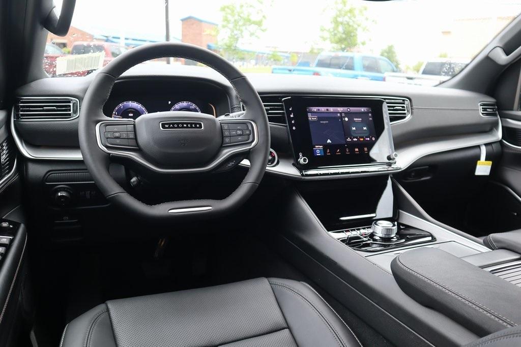 new 2025 Jeep Wagoneer L car, priced at $71,328