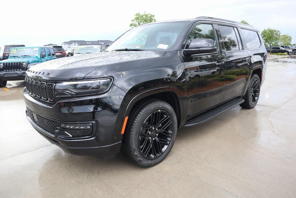 new 2025 Jeep Wagoneer L car, priced at $71,328
