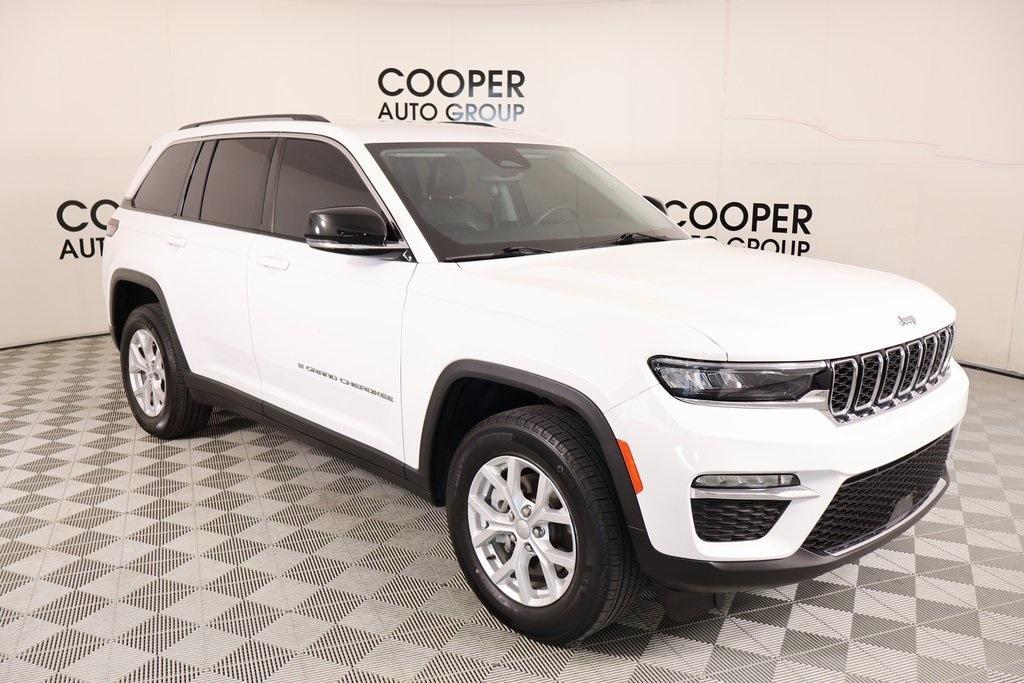 used 2023 Jeep Grand Cherokee car, priced at $27,559