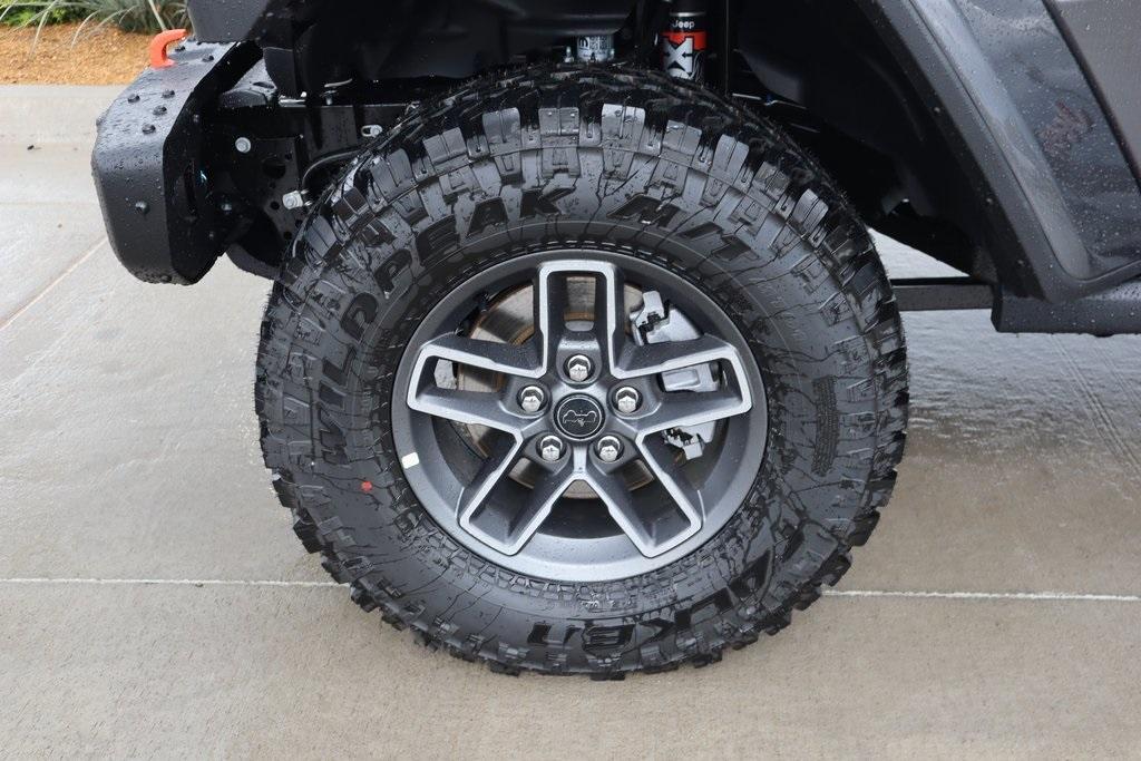 new 2025 Jeep Gladiator car, priced at $56,262