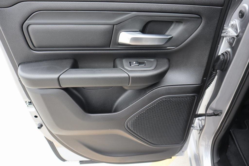 new 2025 Ram 1500 car, priced at $35,334