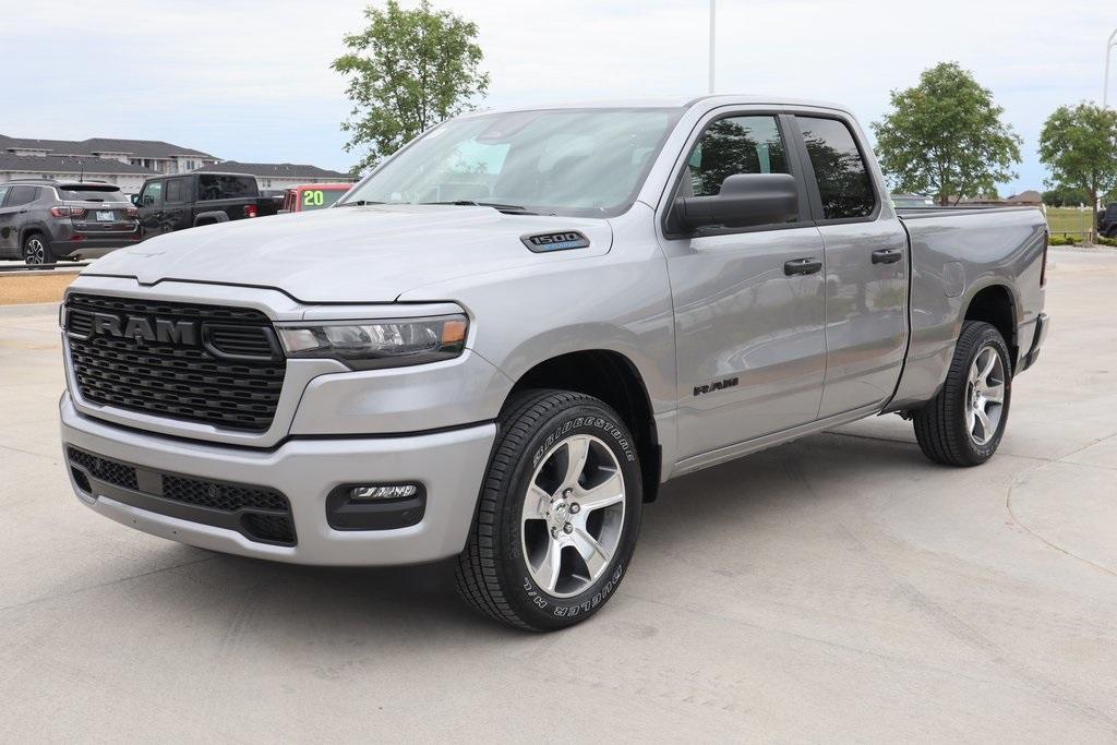 new 2025 Ram 1500 car, priced at $35,334