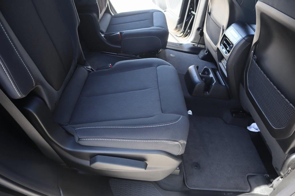 new 2025 Jeep Grand Cherokee L car, priced at $33,721