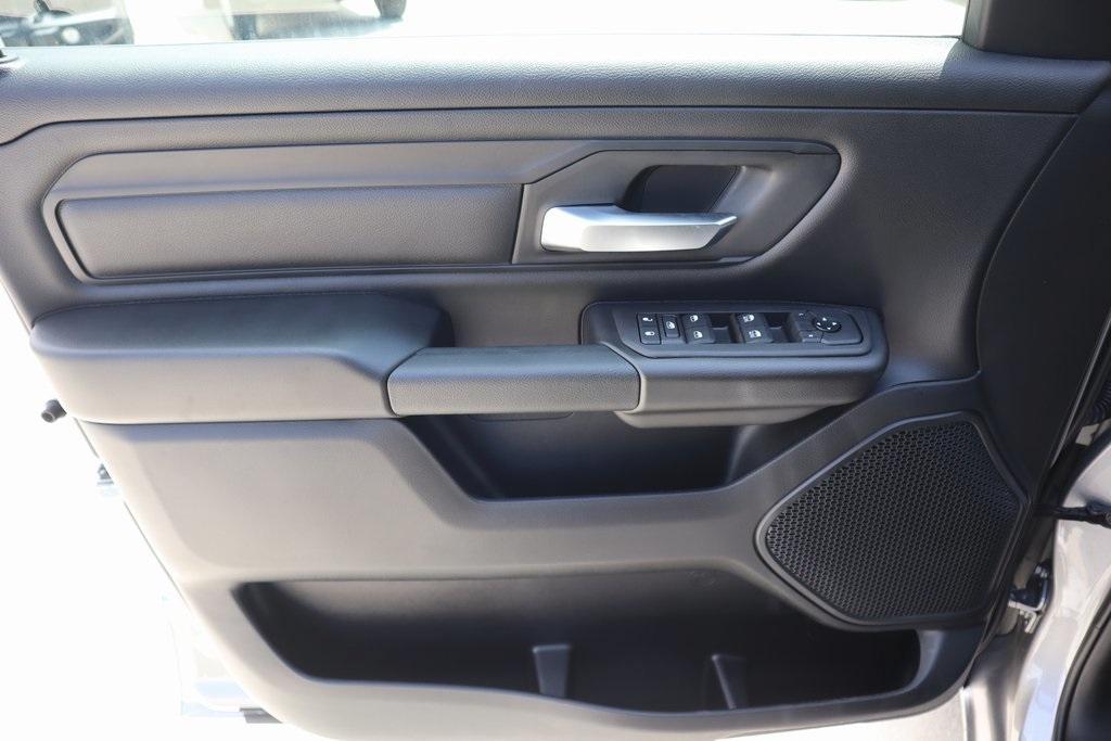 new 2025 Ram 1500 car, priced at $38,739