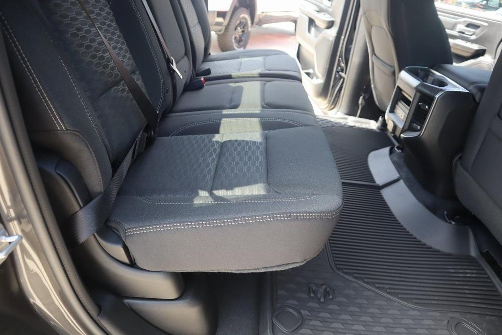 new 2025 Ram 1500 car, priced at $46,656