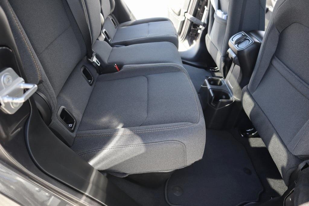 new 2025 Jeep Gladiator car, priced at $38,980