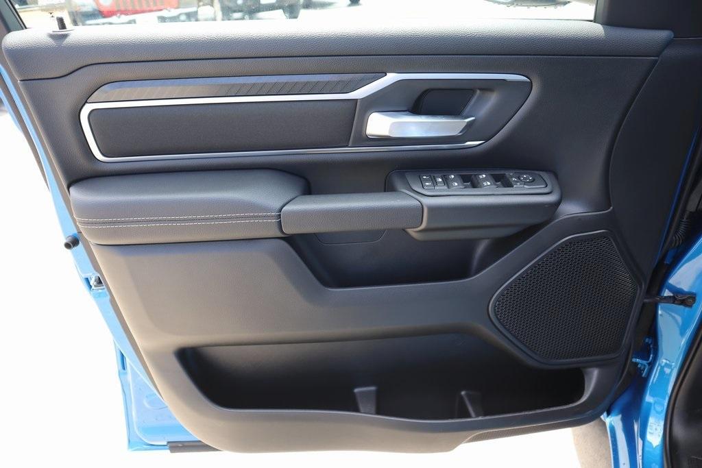 new 2025 Ram 1500 car, priced at $46,415