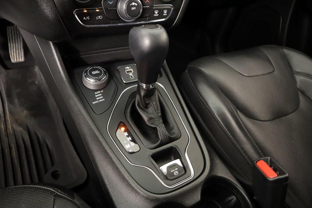 used 2021 Jeep Cherokee car, priced at $22,090