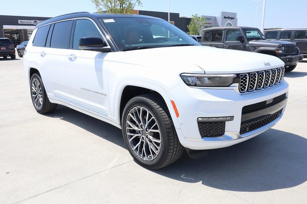 new 2025 Jeep Grand Cherokee L car, priced at $56,356