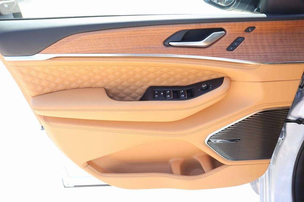 new 2025 Jeep Grand Cherokee L car, priced at $56,356