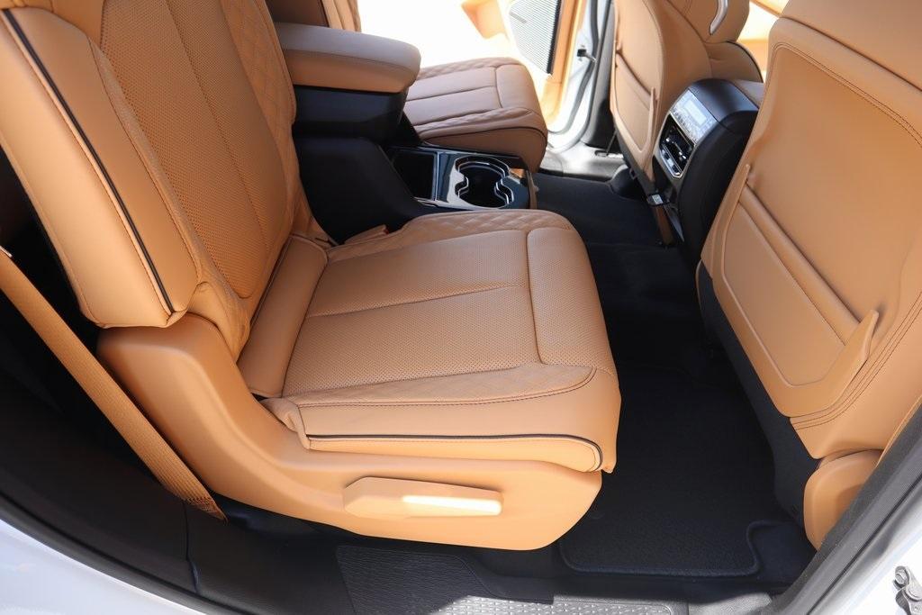 new 2025 Jeep Grand Cherokee L car, priced at $56,356