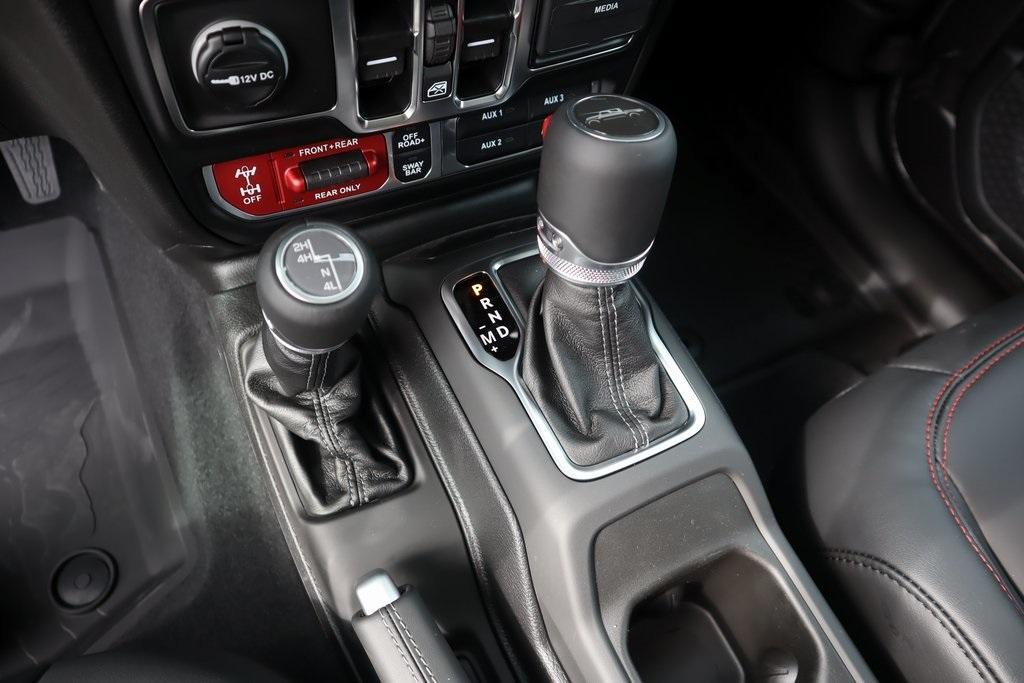 new 2025 Jeep Gladiator car, priced at $45,576