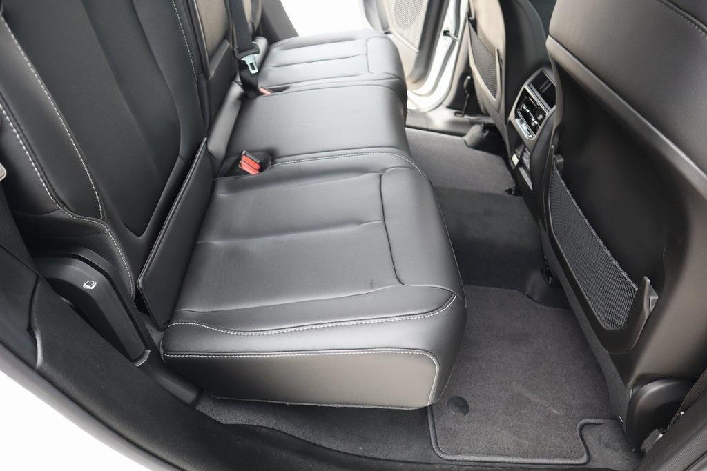 new 2025 Jeep Grand Cherokee car, priced at $43,947