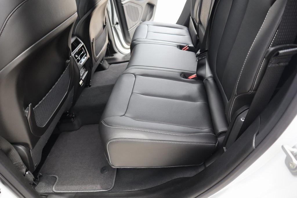 new 2025 Jeep Grand Cherokee car, priced at $43,947