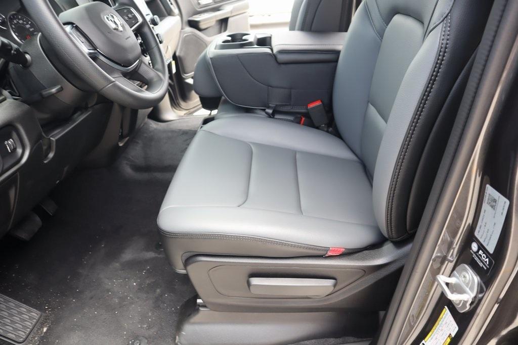 new 2025 Ram 1500 car, priced at $35,376