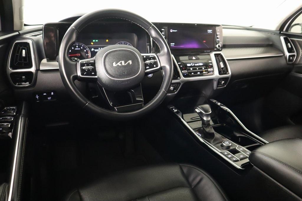 used 2022 Kia Sorento car, priced at $25,009