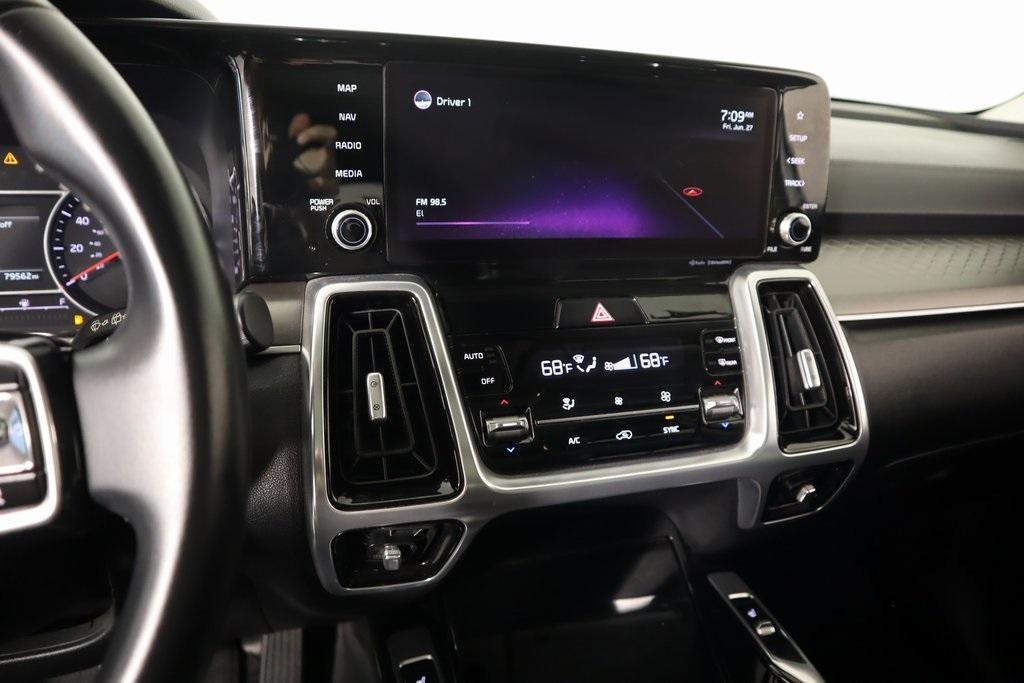used 2022 Kia Sorento car, priced at $25,009