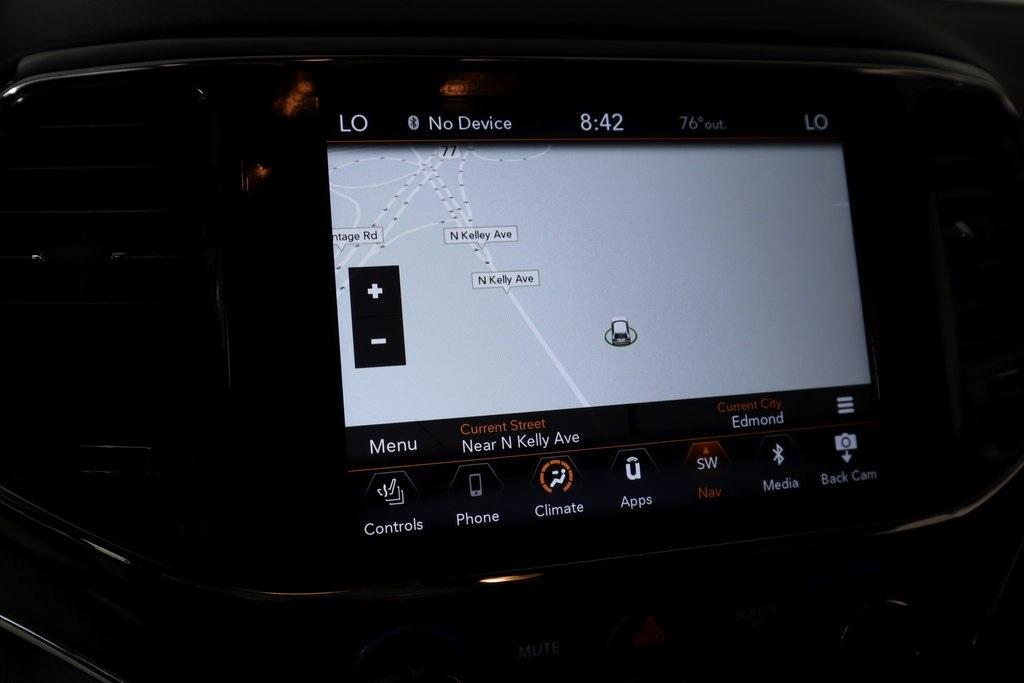 used 2021 Jeep Grand Cherokee car, priced at $28,389