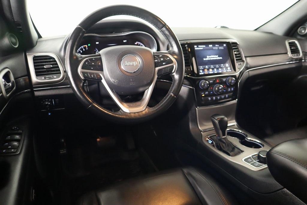 used 2021 Jeep Grand Cherokee car, priced at $28,389