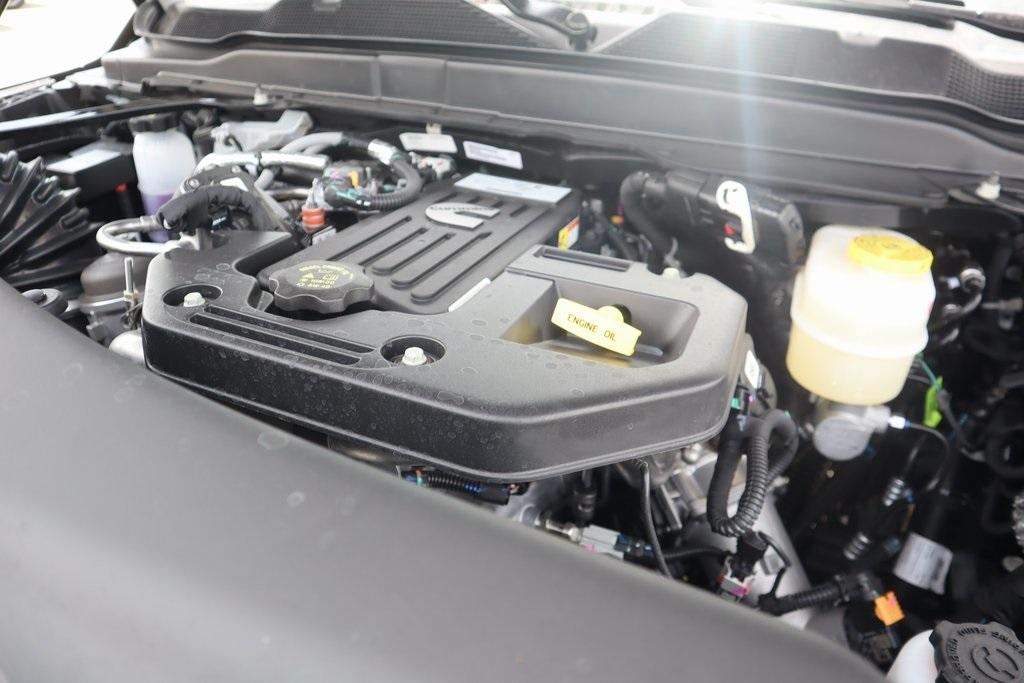 new 2025 Ram 3500 car, priced at $86,170
