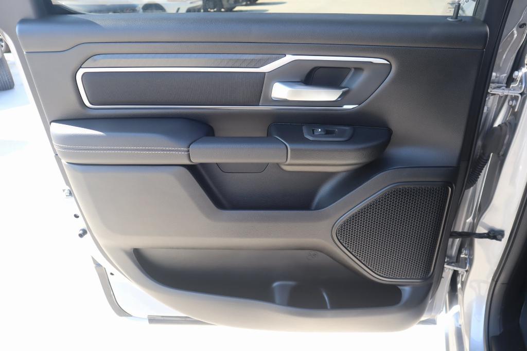 new 2025 Ram 1500 car, priced at $62,142