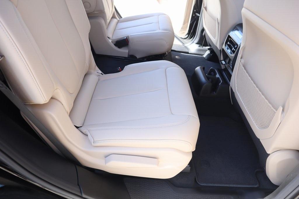new 2025 Jeep Grand Cherokee L car, priced at $46,196