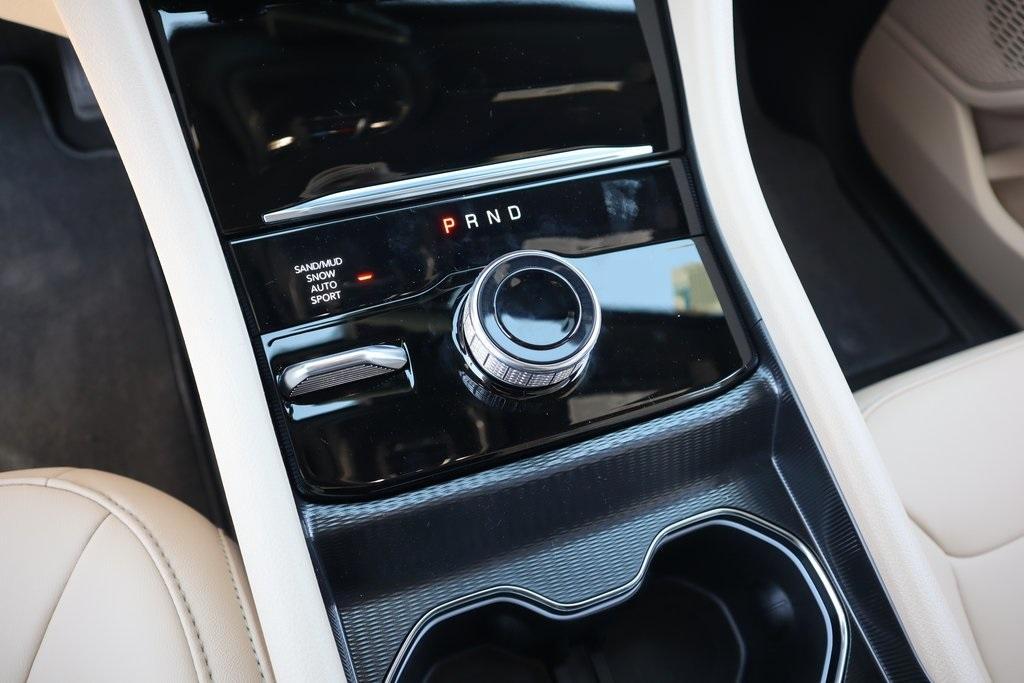 new 2025 Jeep Grand Cherokee L car, priced at $46,196