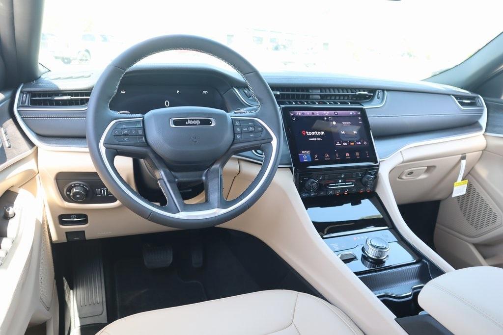 new 2025 Jeep Grand Cherokee L car, priced at $46,196