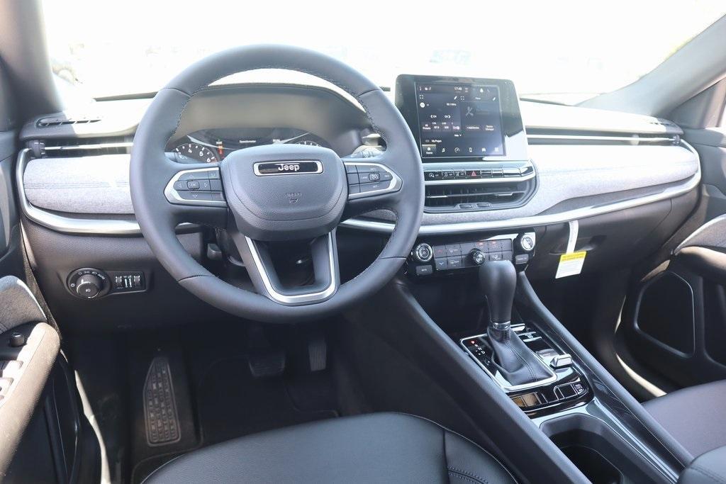 new 2025 Jeep Compass car, priced at $25,577
