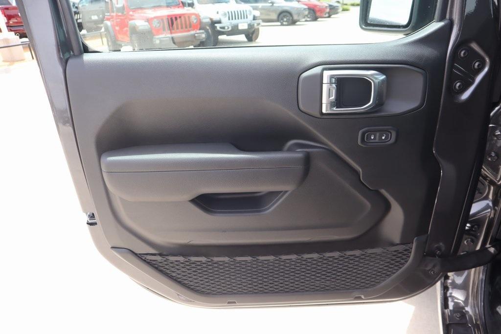 new 2025 Jeep Wrangler car, priced at $36,131